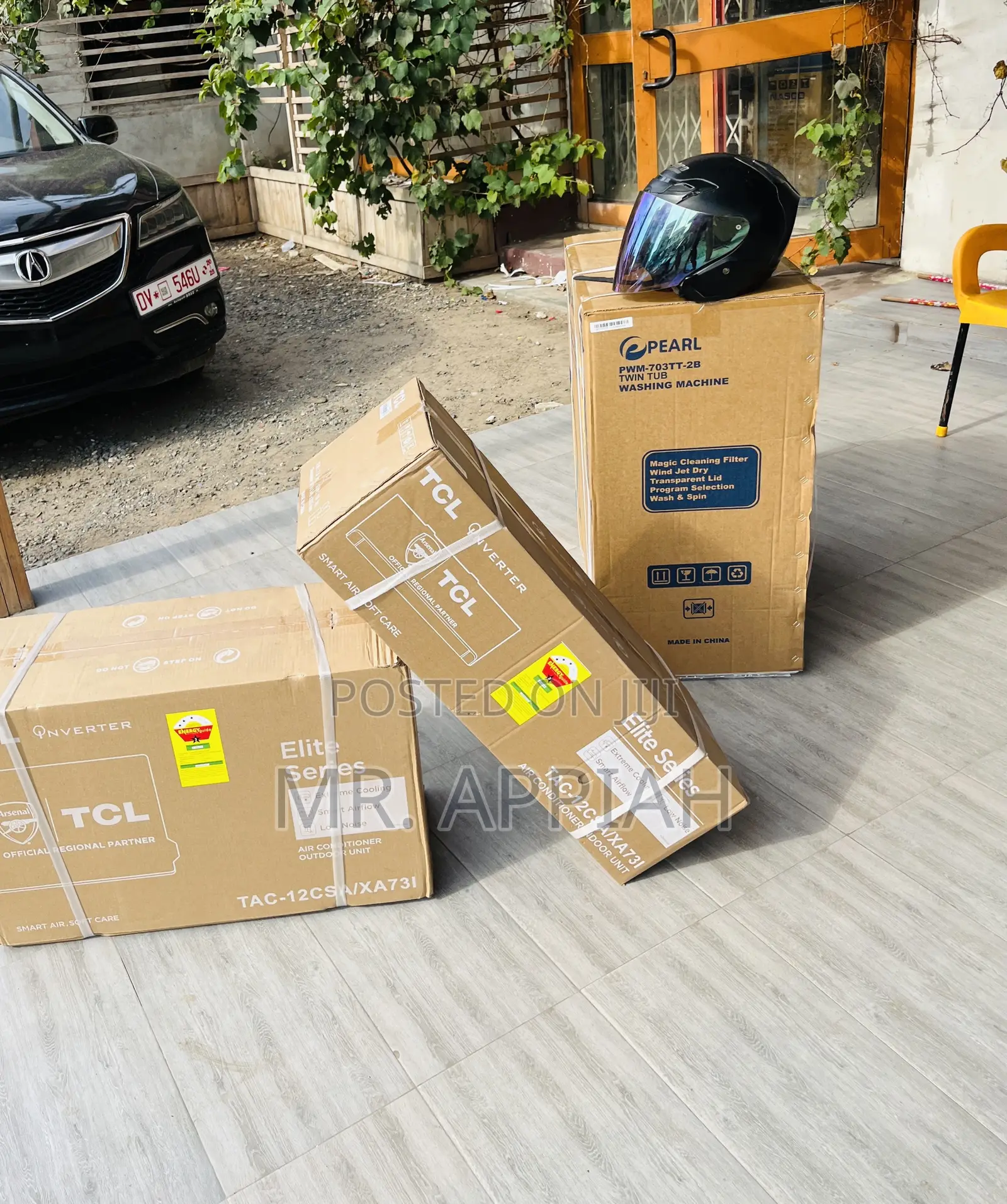 Ultra TCL 1.5hp Split Type Air Conditioner(R410 Gas)