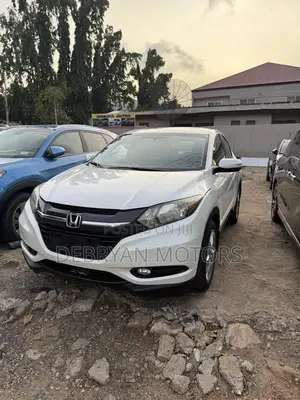 Honda HR-V 4dr SUV (1.5L 4cyl CVT) 2016 White