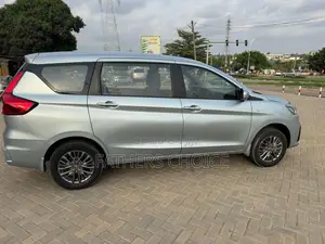 Toyota Rumion 1.5 FWD 2022 Silver