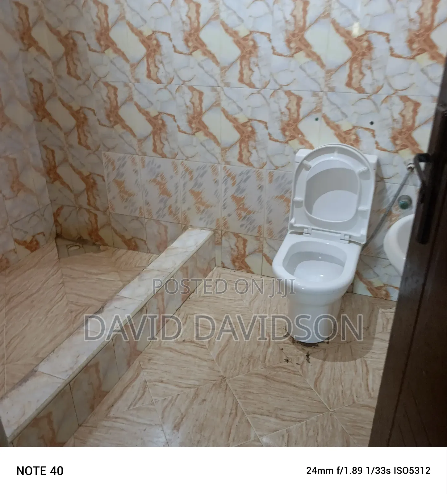 3bdrm Mansion in 3 Bedroom Self, Tema Metropolitan for rent