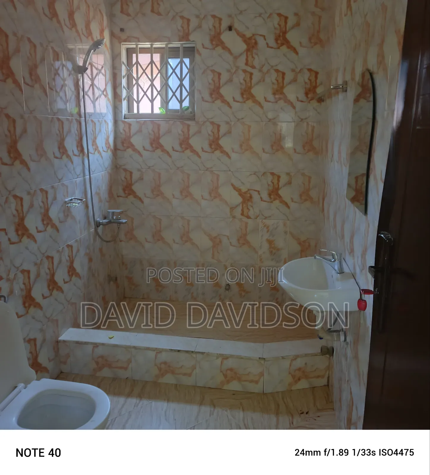3bdrm Mansion in 3 Bedroom Self, Tema Metropolitan for rent