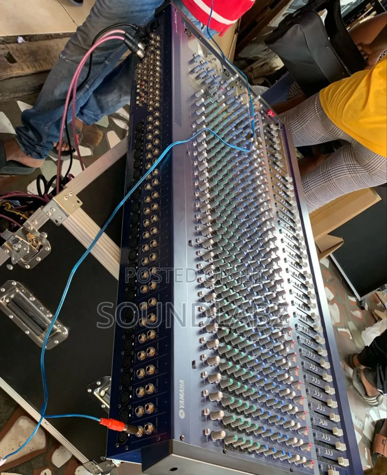 Yamaha Mg32 32-channel Raw Mixer