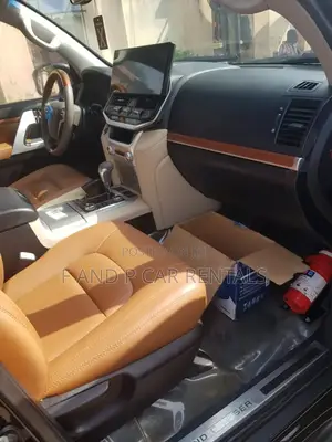Toyota V8 Rentals