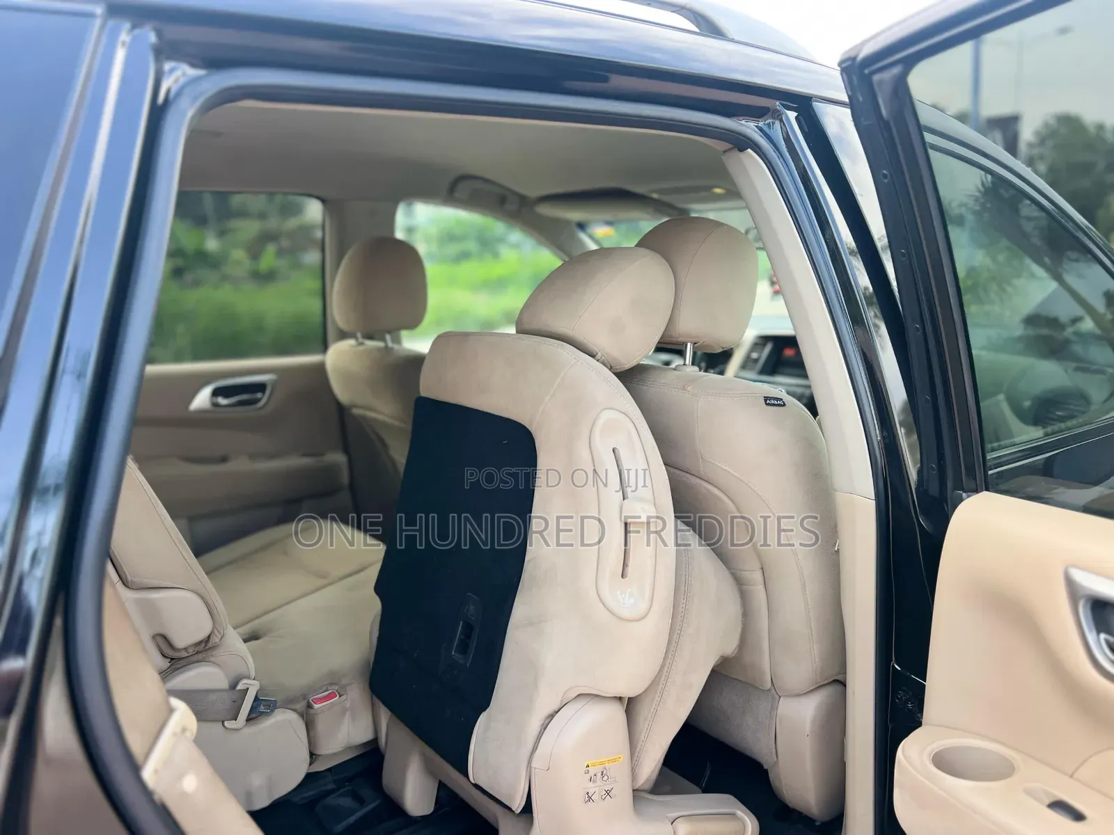 Nissan Pathfinder S 4dr 4x4 (3.5L 6cyl) 2016 Black