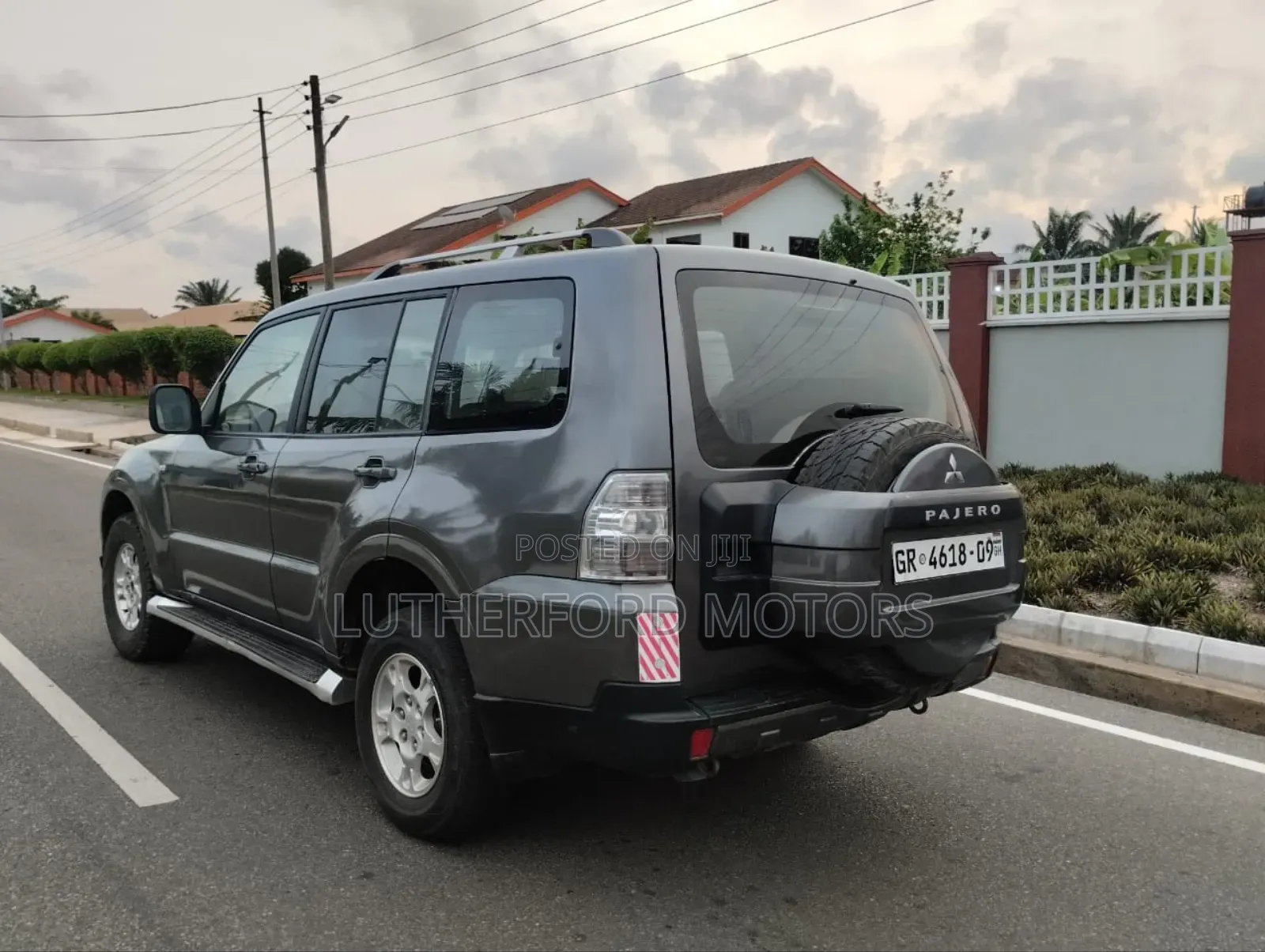 Mitsubishi Pajero 2009 Gray