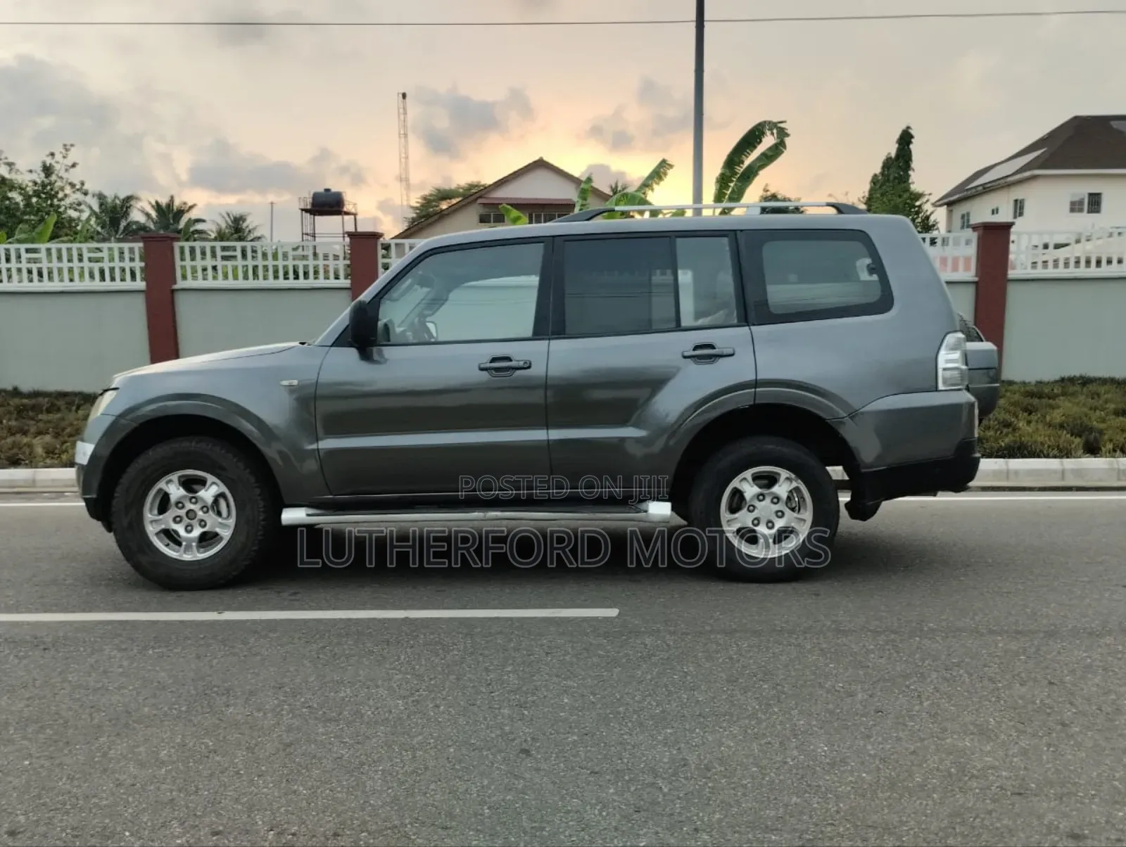 Mitsubishi Pajero 2009 Gray