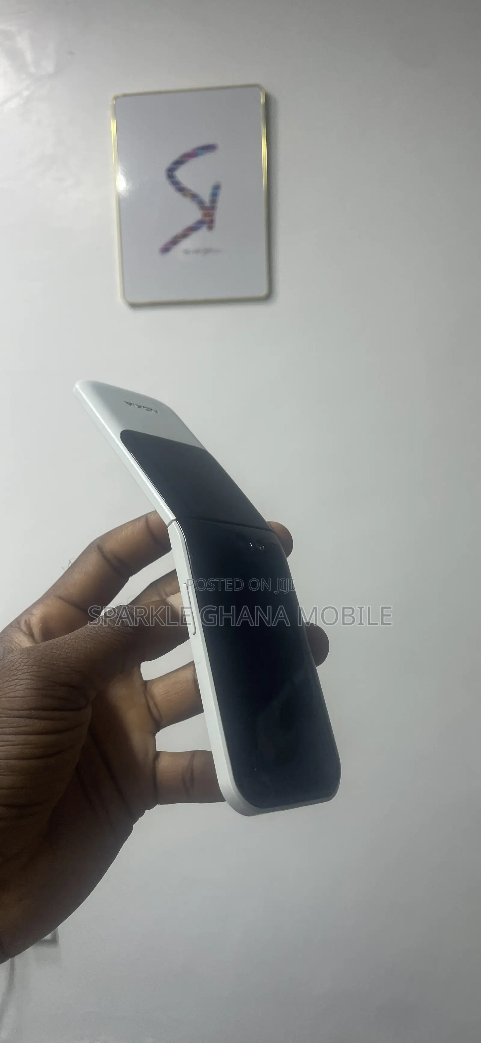 Nokia 2720 Flip 512 GB White
