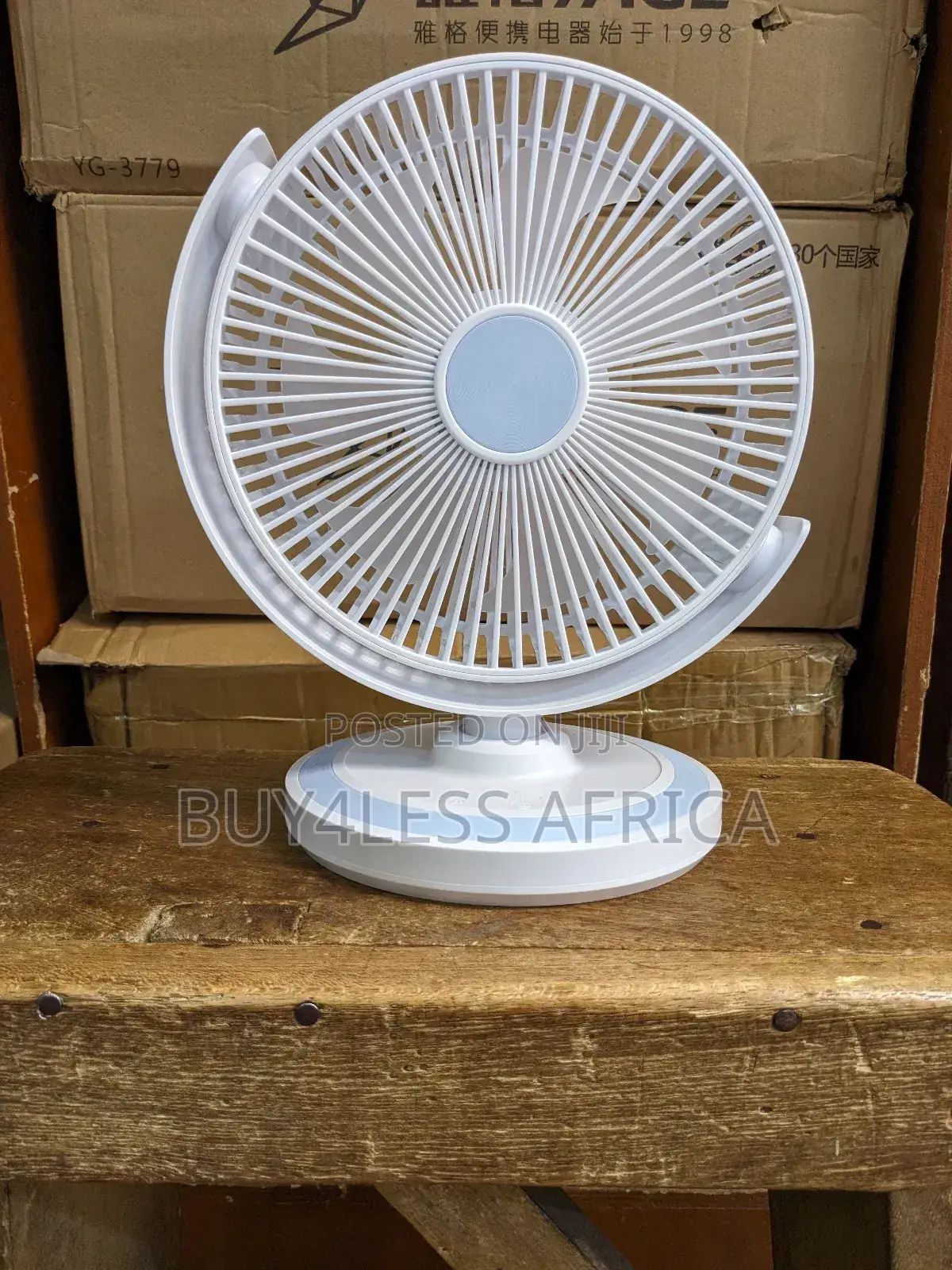 Rechargeable Rotating Fan 10"