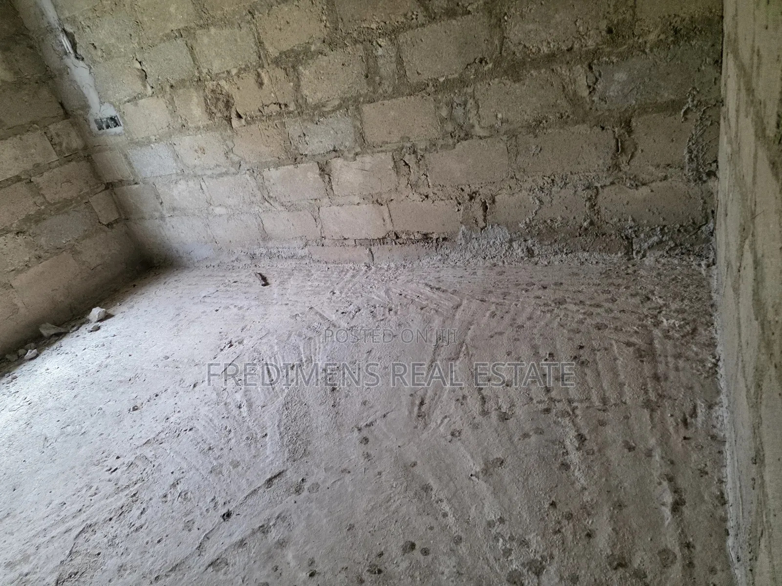 4bdrm House in Fredimens Real, Kumasi Metropolitan for sale