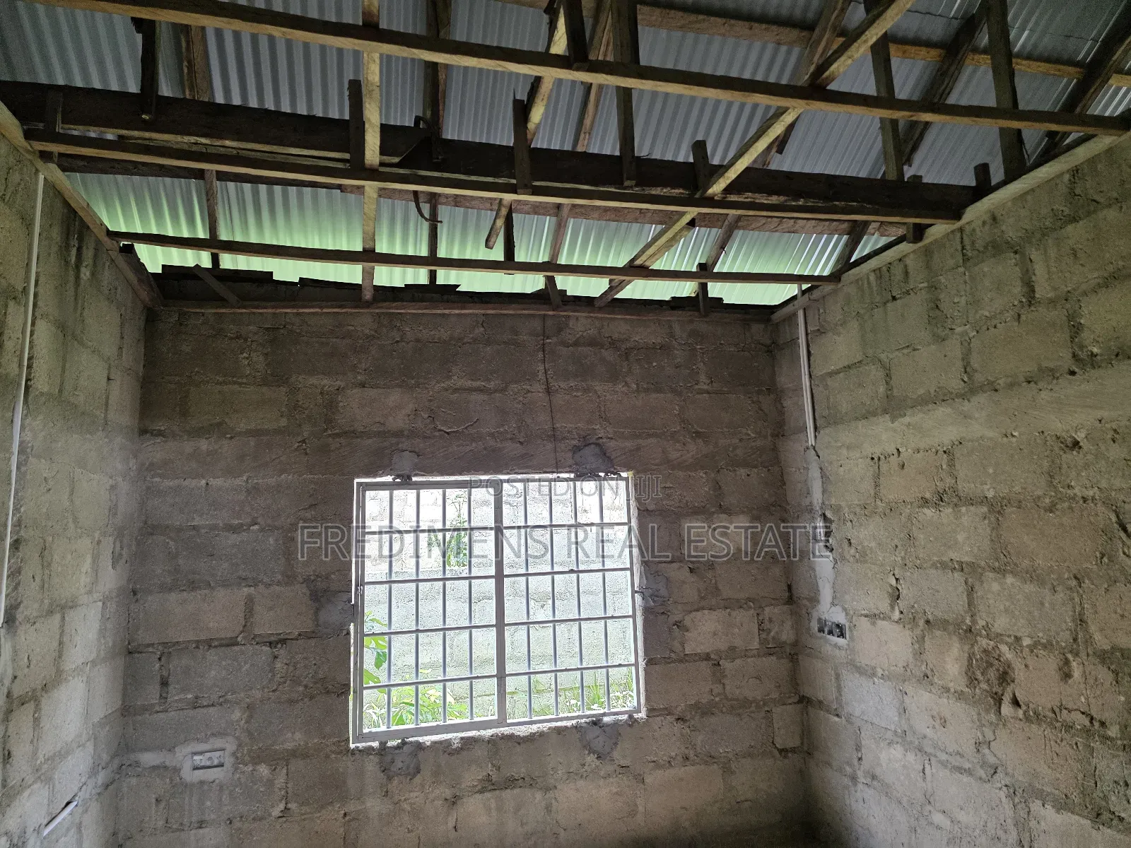 4bdrm House in Fredimens Real, Kumasi Metropolitan for sale
