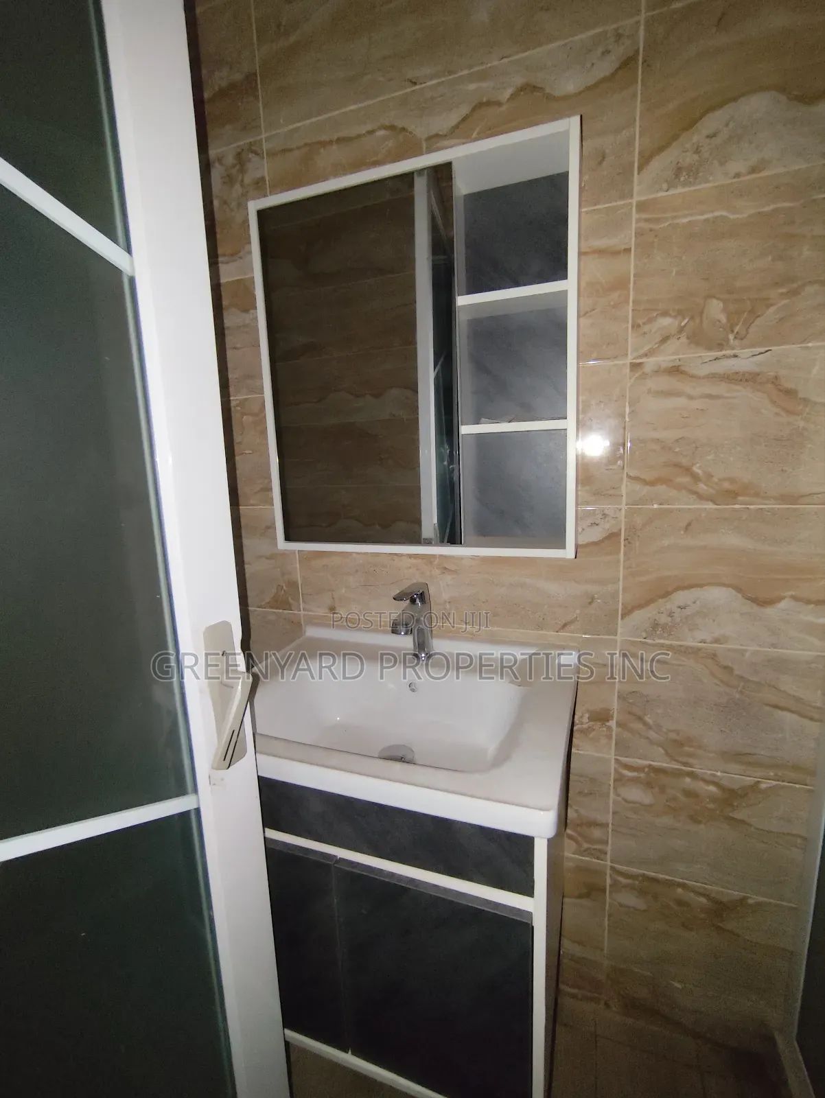 2bdrm Apartment in East Legon for rent