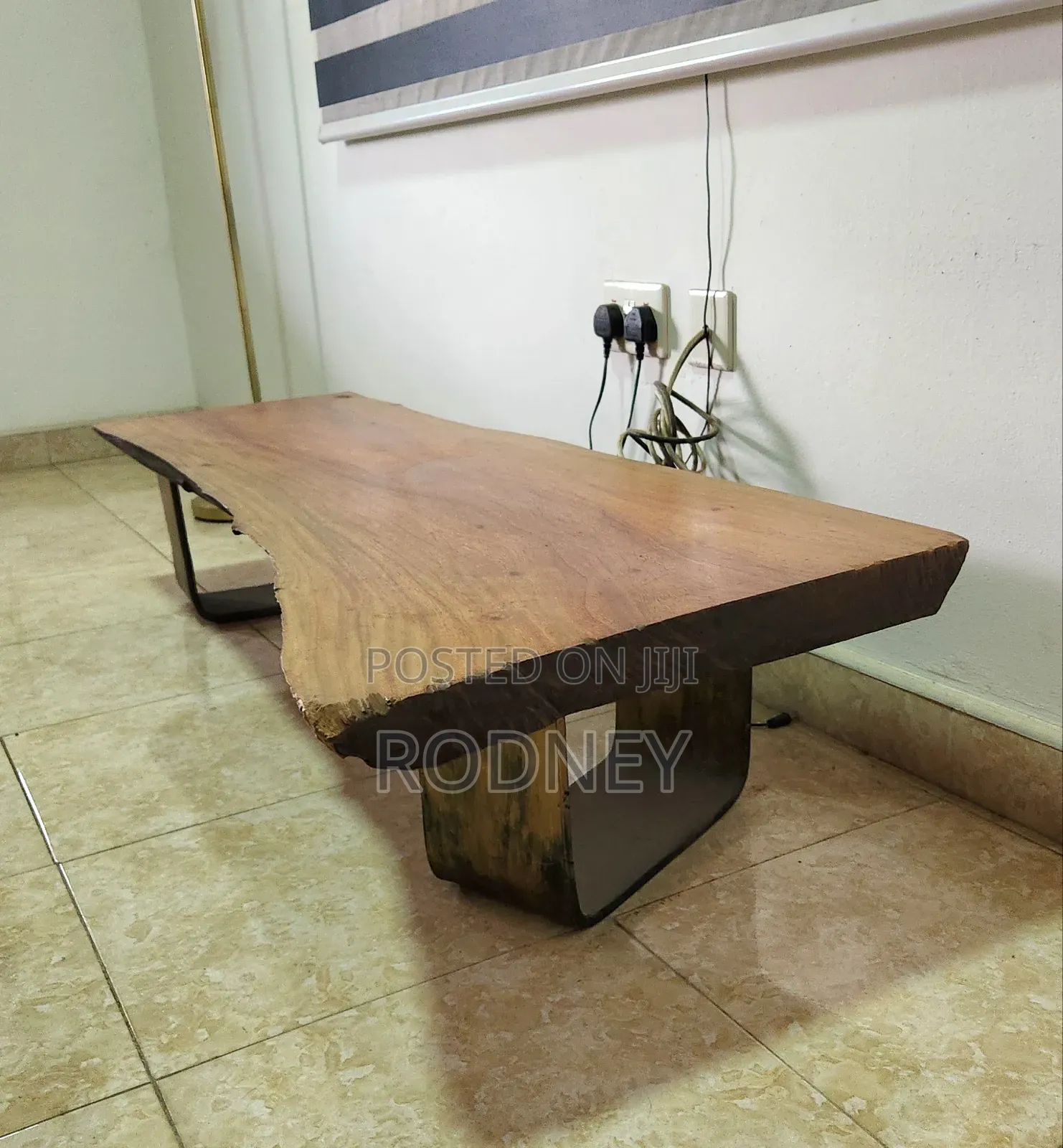 Tv Stand. [ Real Wood ]