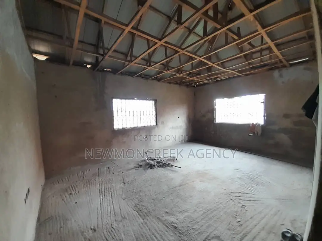 4bdrm Bungalow in Oyibi, Accra Metropolitan for sale