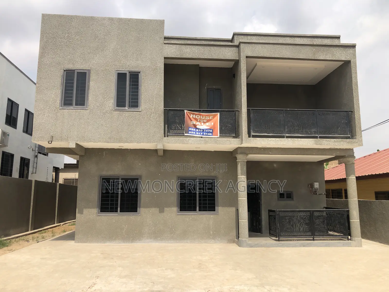 4bdrm Duplex in East Legon Ips, Accra Metropolitan for sale