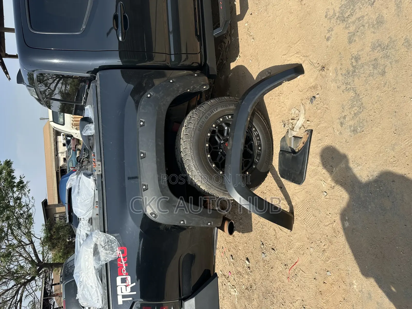 Tacoma 2016 To 2022 Side Fender Moulding