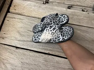 Tiger Skin Print Slippers
