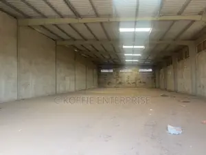 900sqm Warehouse at Tema for Rent