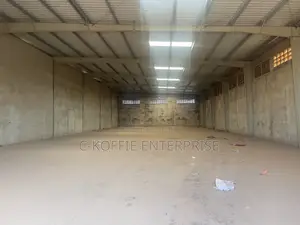 900sqm Warehouse at Tema for Rent