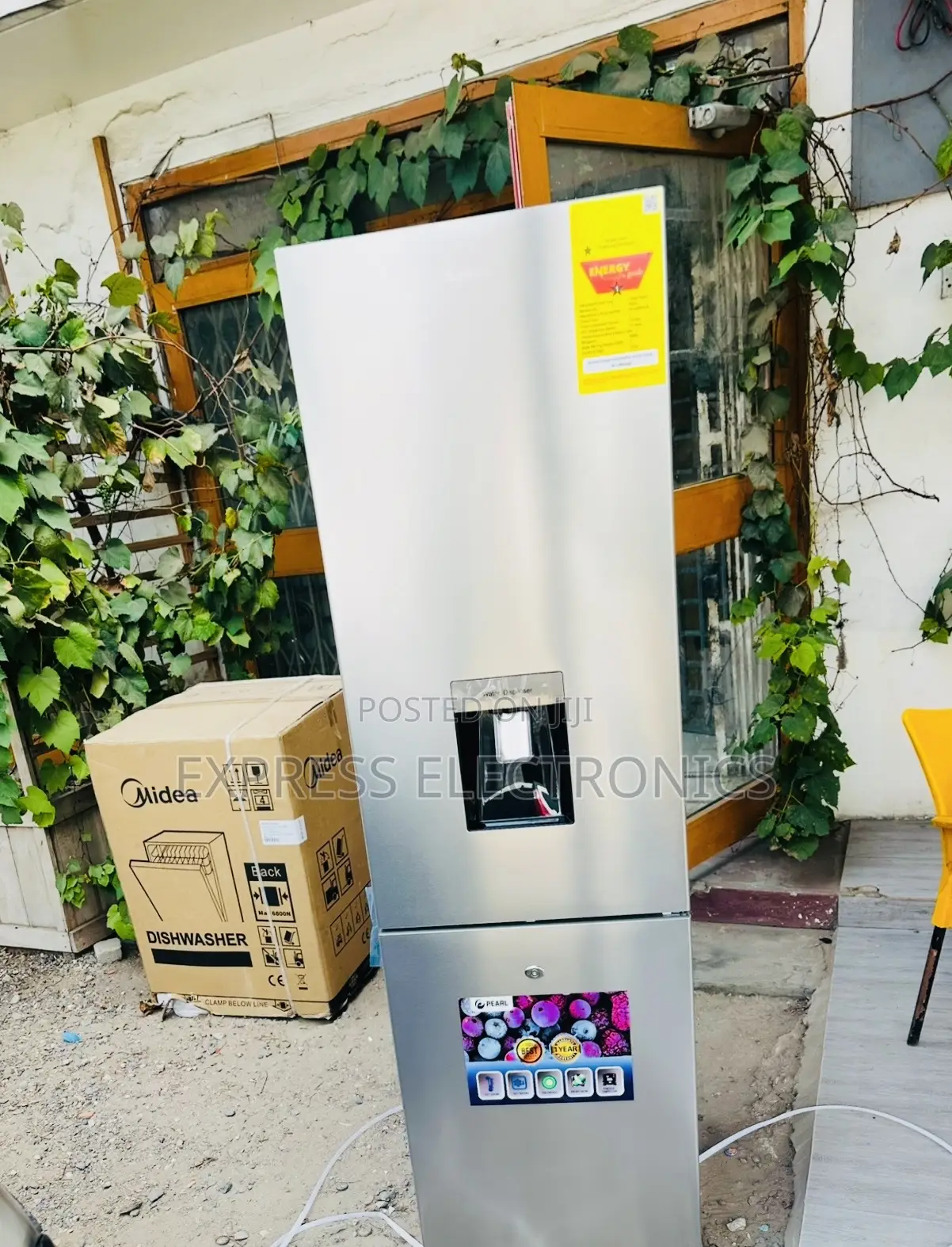 Better Deal on Pf-334bwd-2b 251l Fridge With Water Dispenser