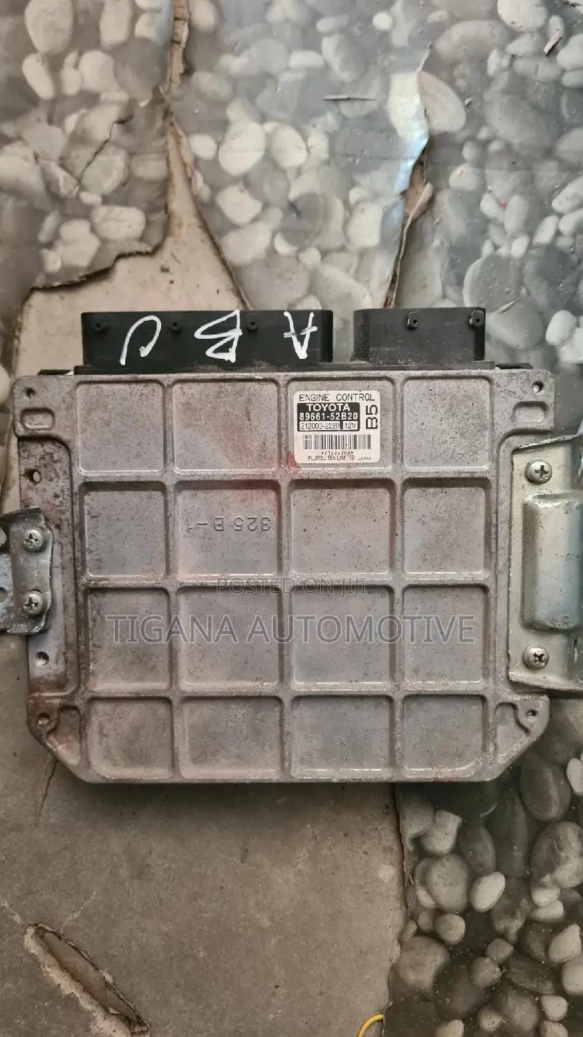 Toyota Yaris Control Board
