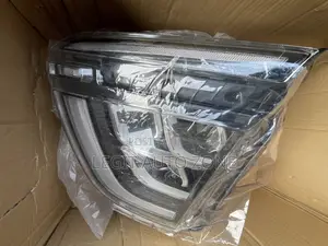 Hyundai Creta 2022,2023, Headlight Available