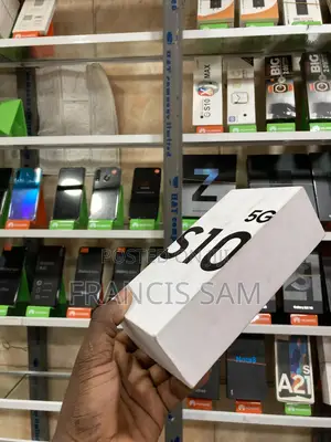 New Samsung Galaxy S10 5G 256 GB Black