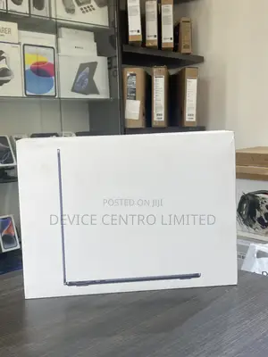 New Laptop Apple MacBook Air 2024 M3 13-Inch 16GB Apple M3 SSD 256GB