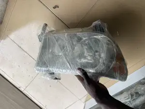 Toyota Tundra 2008 -2013 Headlight Used