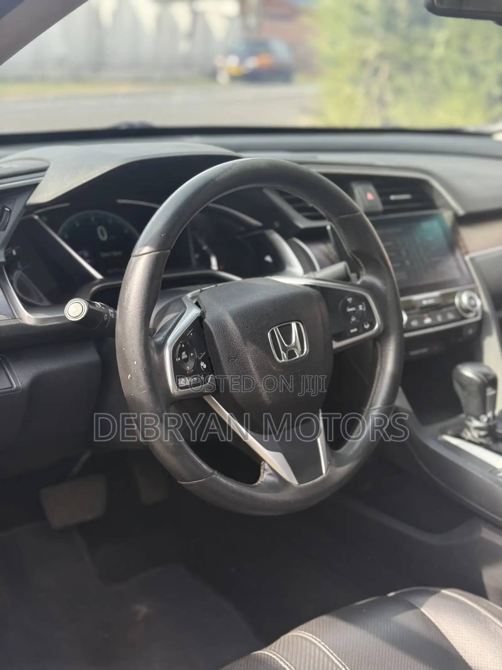 Honda Civic Touring 4dr Sedan (1.5L 4cyl) 2017 Silver