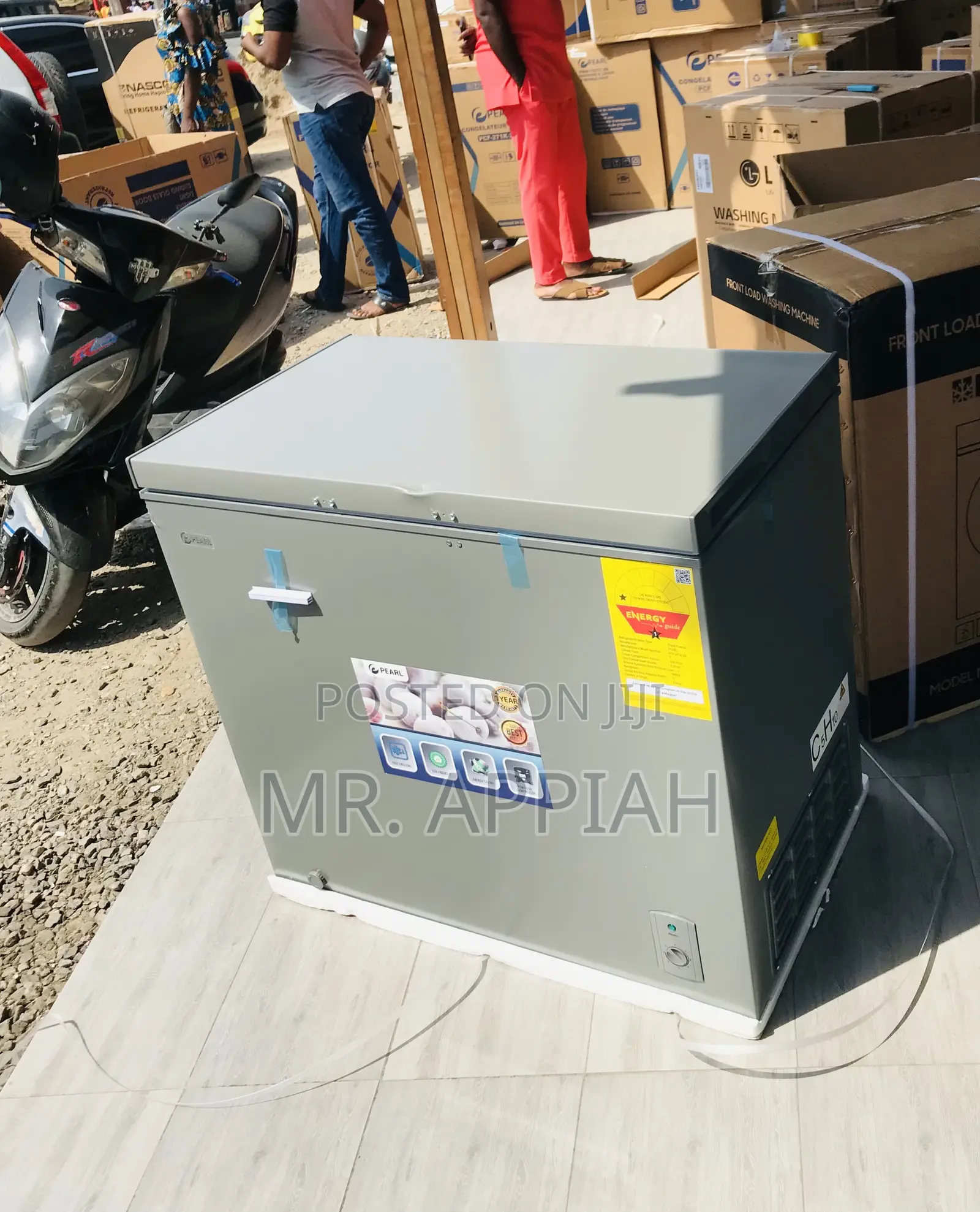 Choose Premium 200 Liters Electric Chest Freezer,Gray