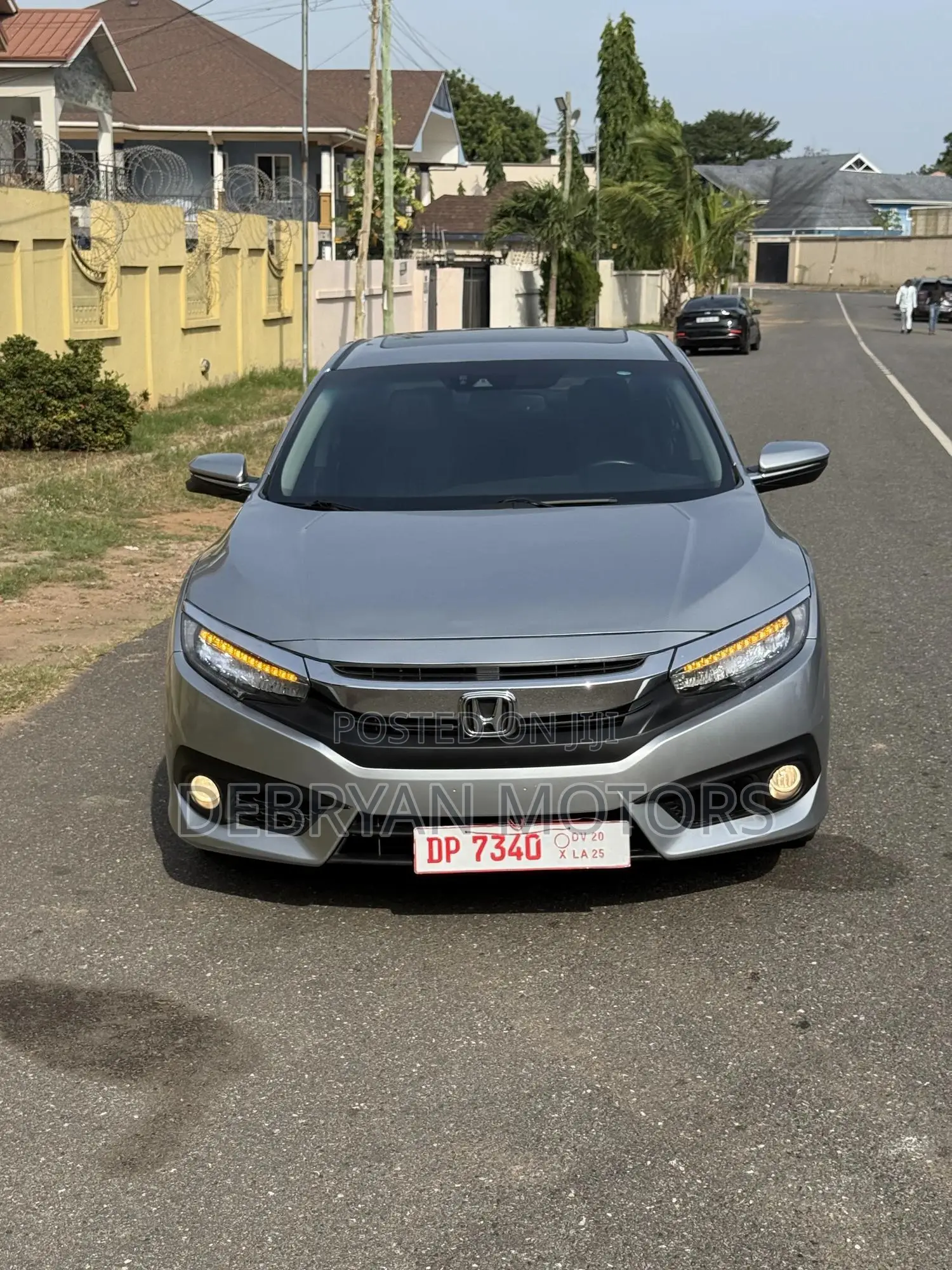 Honda Civic Touring 4dr Sedan (1.5L 4cyl) 2017 Silver