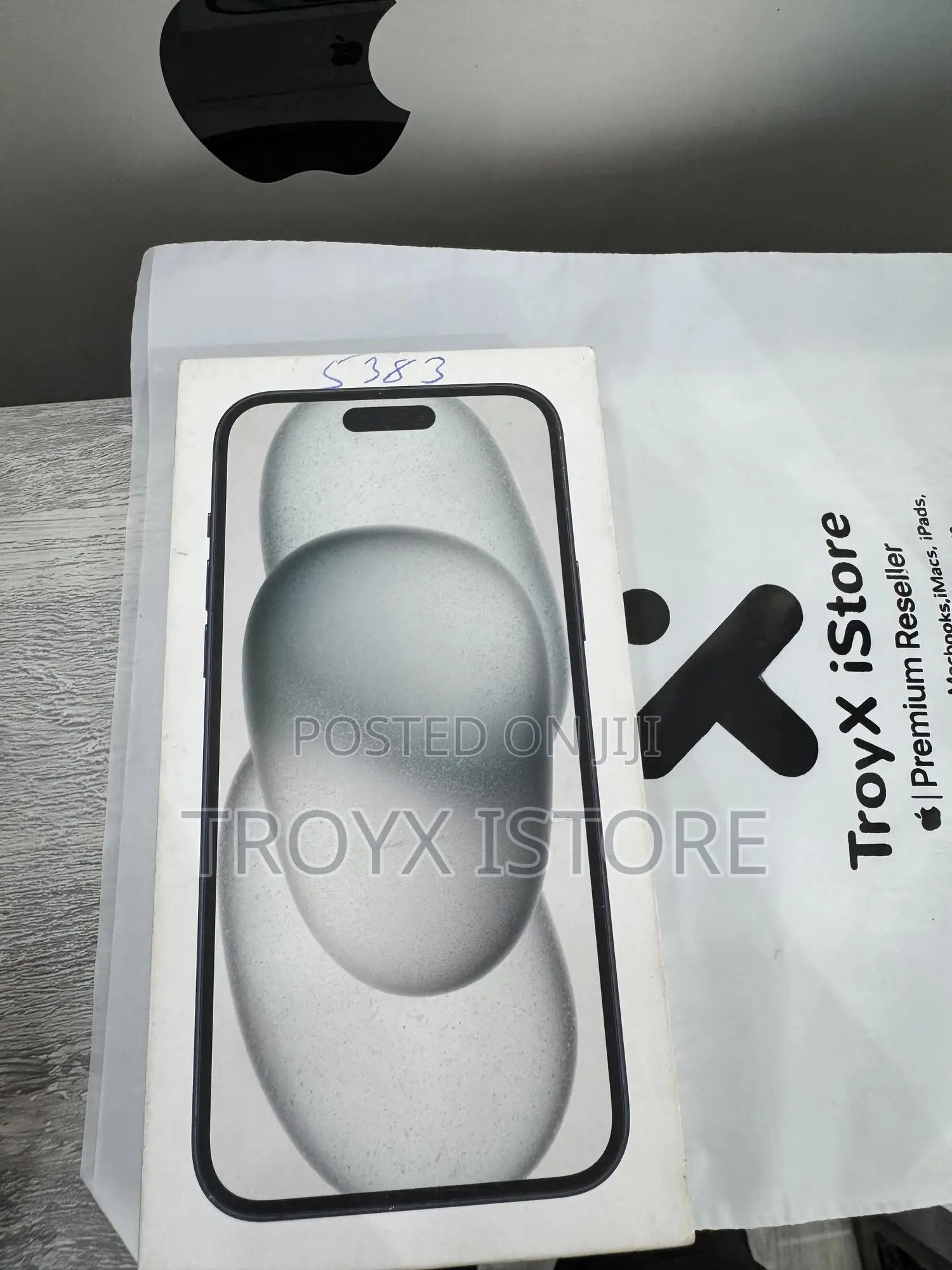 New Apple iPhone 15 Plus 128 GB Black