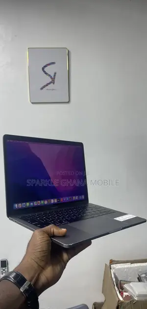 Laptop Apple MacBook 2016 8GB Intel Core i5 SSD 256GB