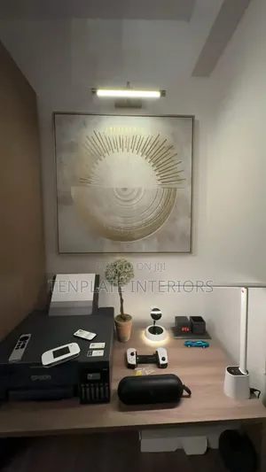 36cm Wireless Rechargeable Picture/Frame Light in Gold
