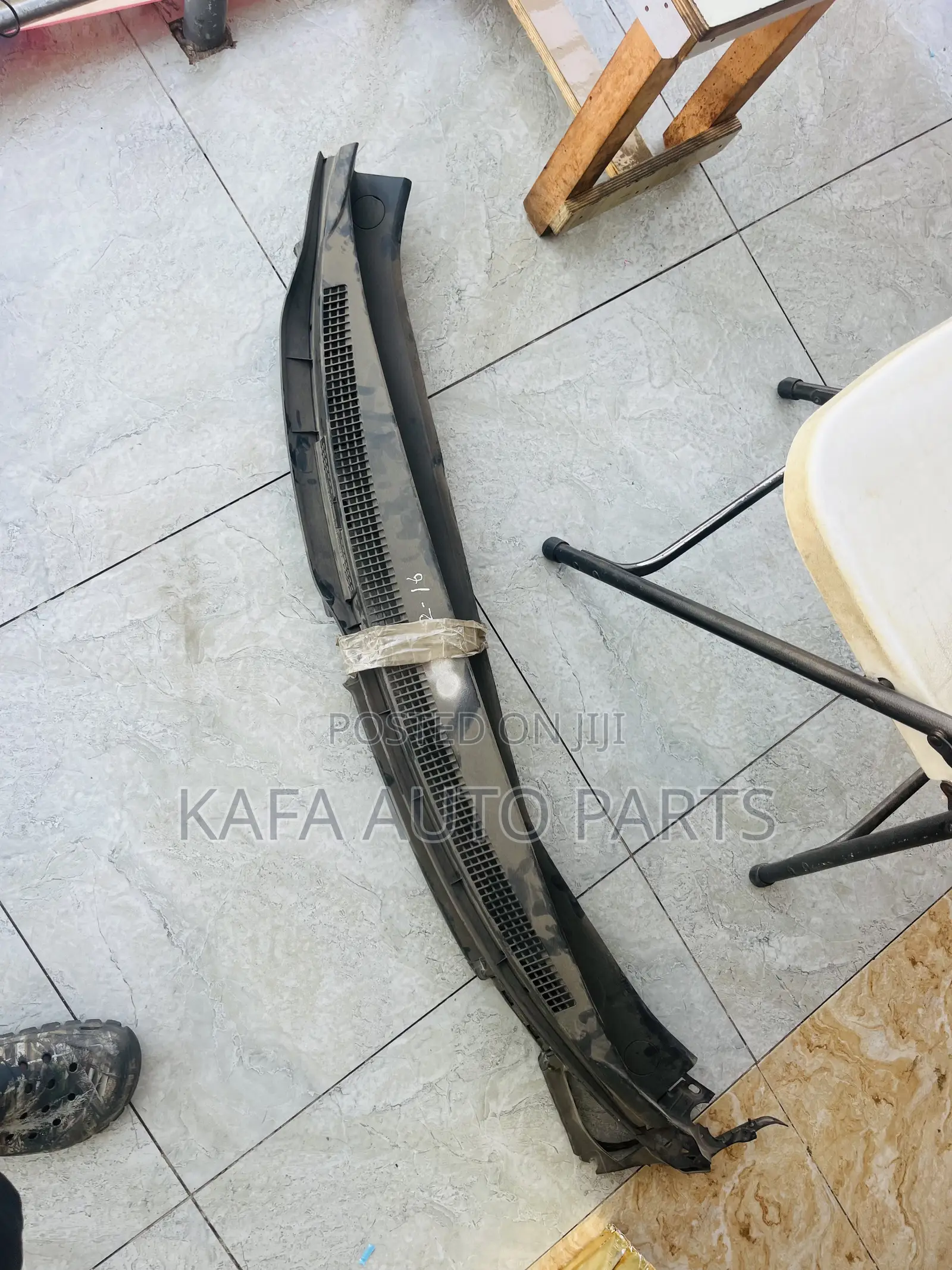 Honda Civic 2012 Wiper Panel Available