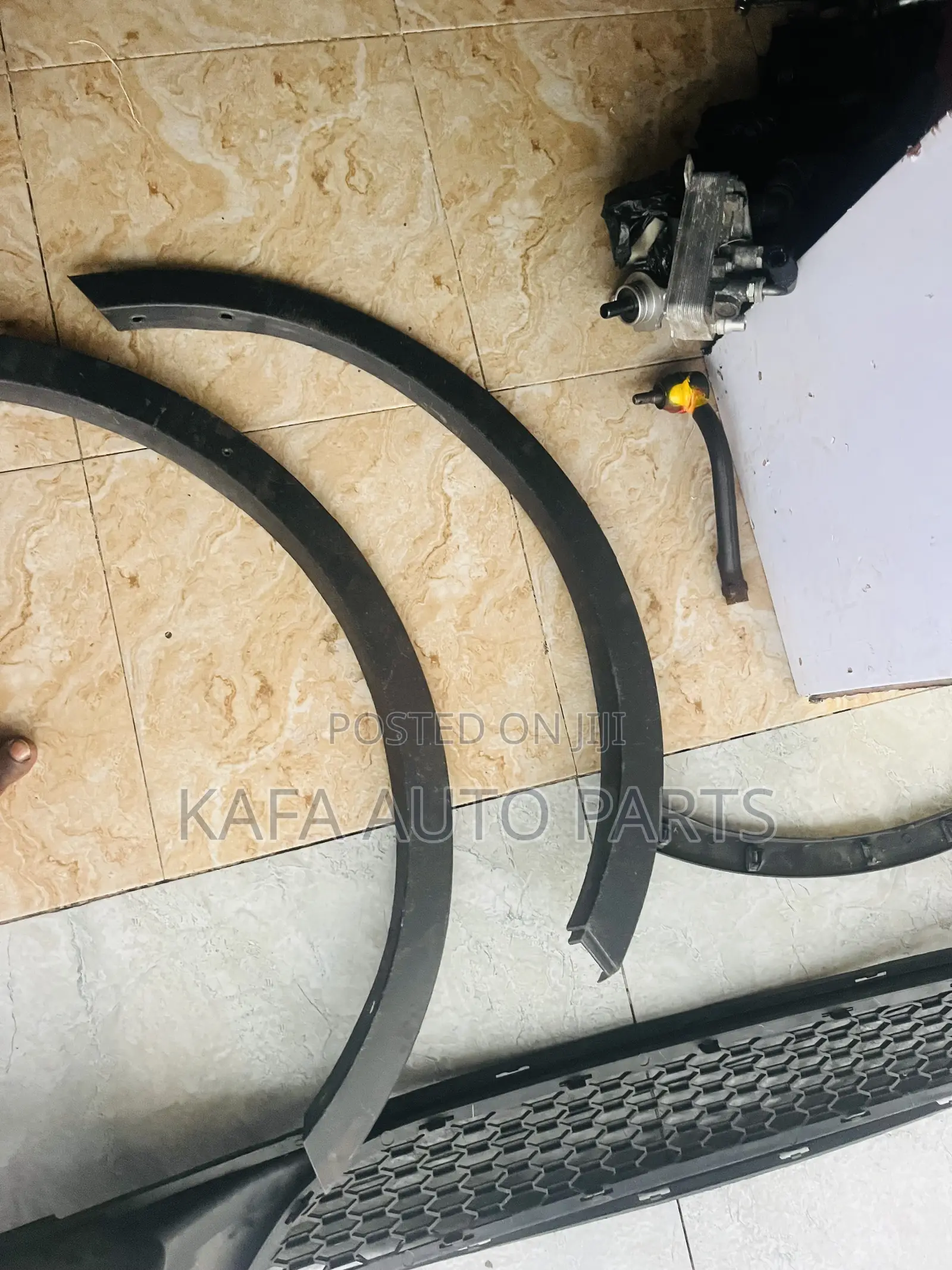 Ford Fusion 2016 Fender Moulding Available
