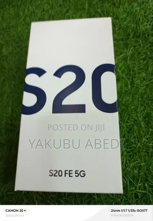 New Samsung Galaxy S20 FE 128 GB Blue