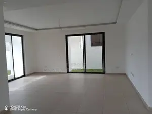 4bdrm House in Com16, Accra Metropolitan for sale