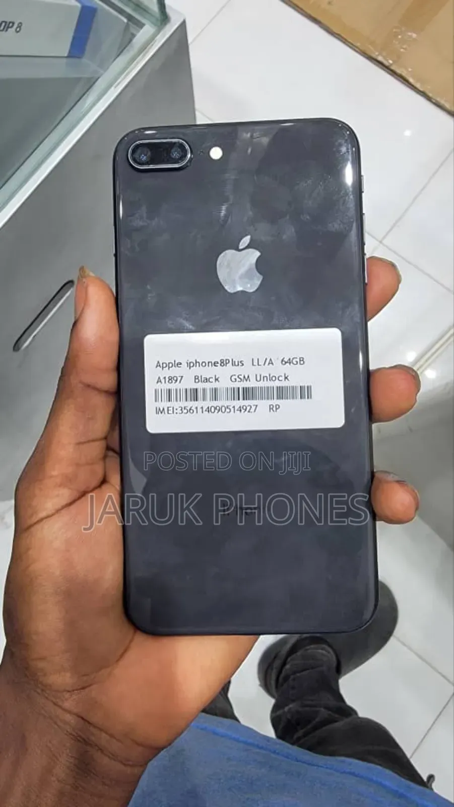 Apple iPhone 8 Plus 64 GB Black