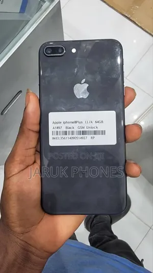 Apple iPhone 8 Plus 64 GB Black