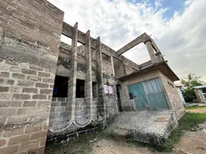 7bdrm House in Manhean for sale