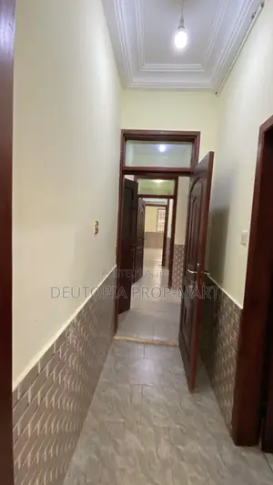 2bdrm Apartment in Delords Villa, Tema Metropolitan for rent