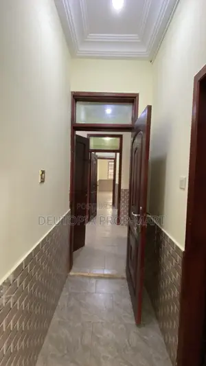 2bdrm Apartment in Delords Villa, Tema Metropolitan for rent