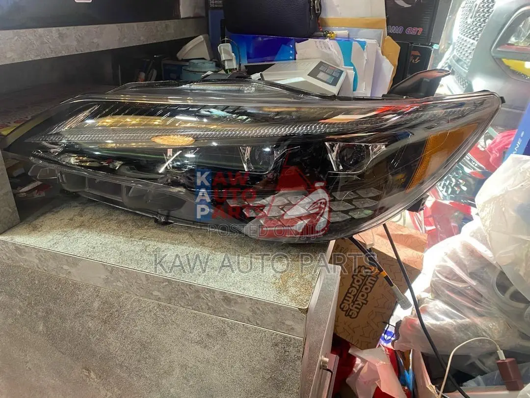 2015,2016,2017,2018 Headlights for Toyota Camry .