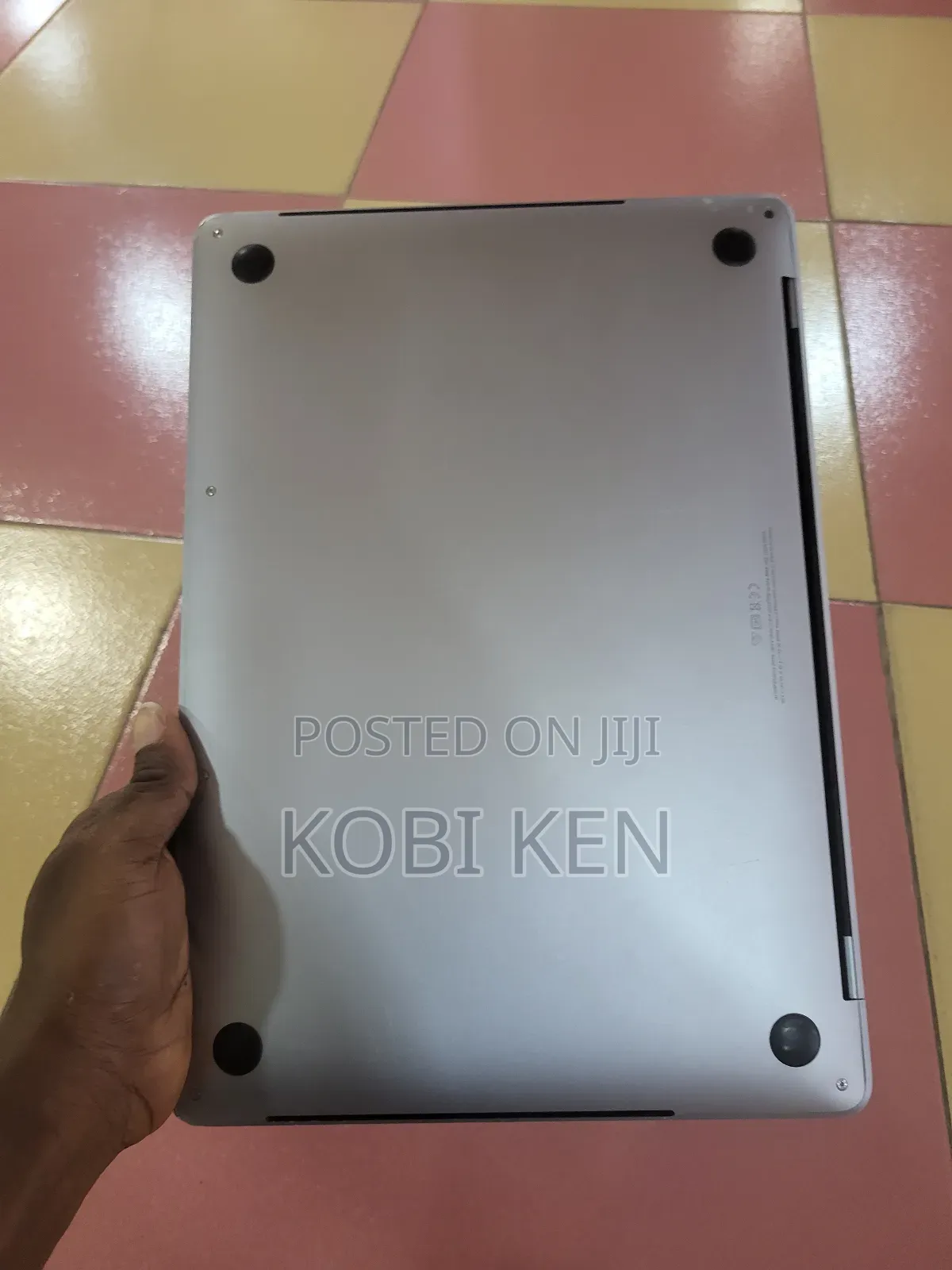 Laptop Apple MacBook Pro 2020 16GB Intel Core i5 SSD 512GB