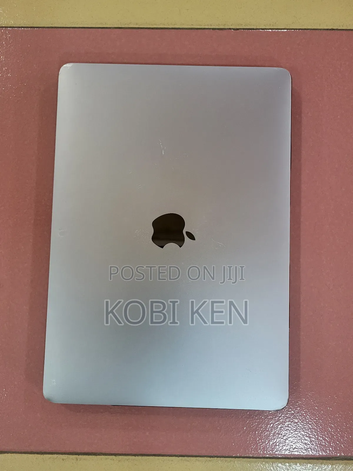 Laptop Apple MacBook Pro 2020 16GB Intel Core i5 SSD 512GB
