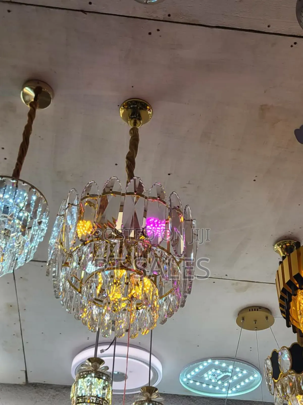Crystal Body Star Chandelier Light.