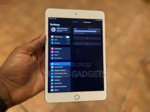 Apple iPad mini 4 128 GB Silver