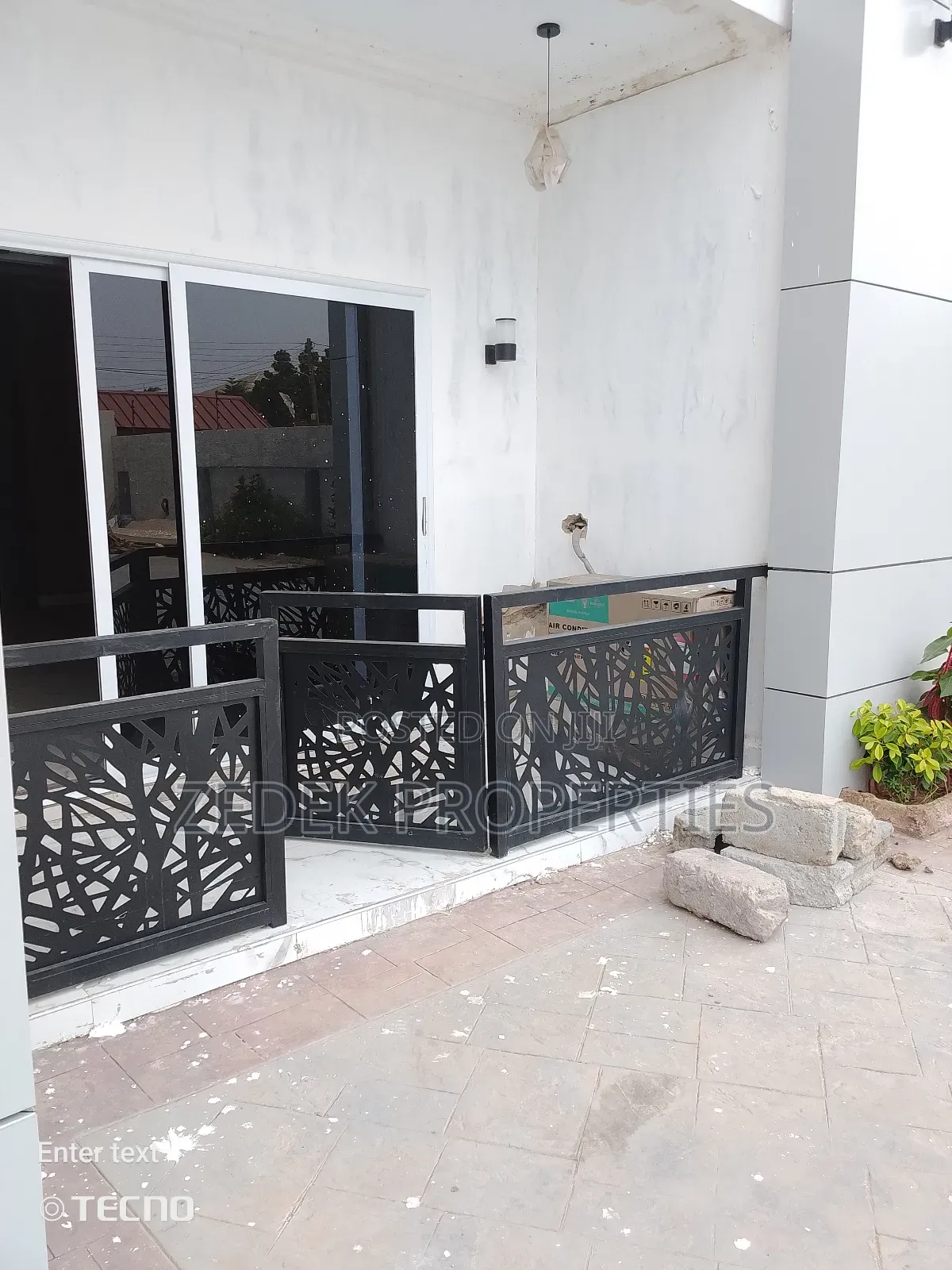 2bdrm Apartment in Zedek Properties, Ashomang Estate for rent