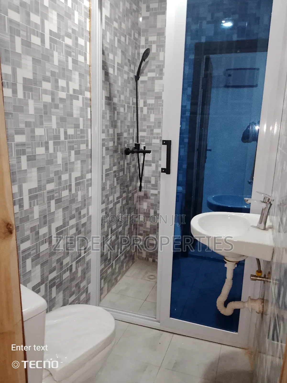 2bdrm Apartment in Zedek Properties, Ashomang Estate for rent